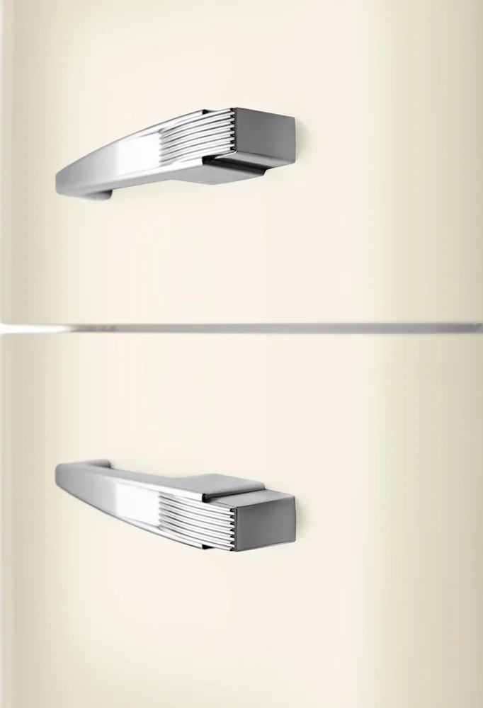 SMEG FAB32LCR6 Отдельностоящий двухдверный холодильник, стиль 50-х годов, 60 см, кремовый, No-frost,